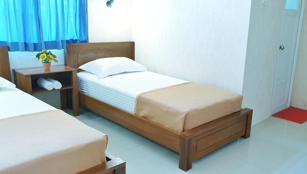 Maple Tree Homestay Maguwo エクステリア 写真