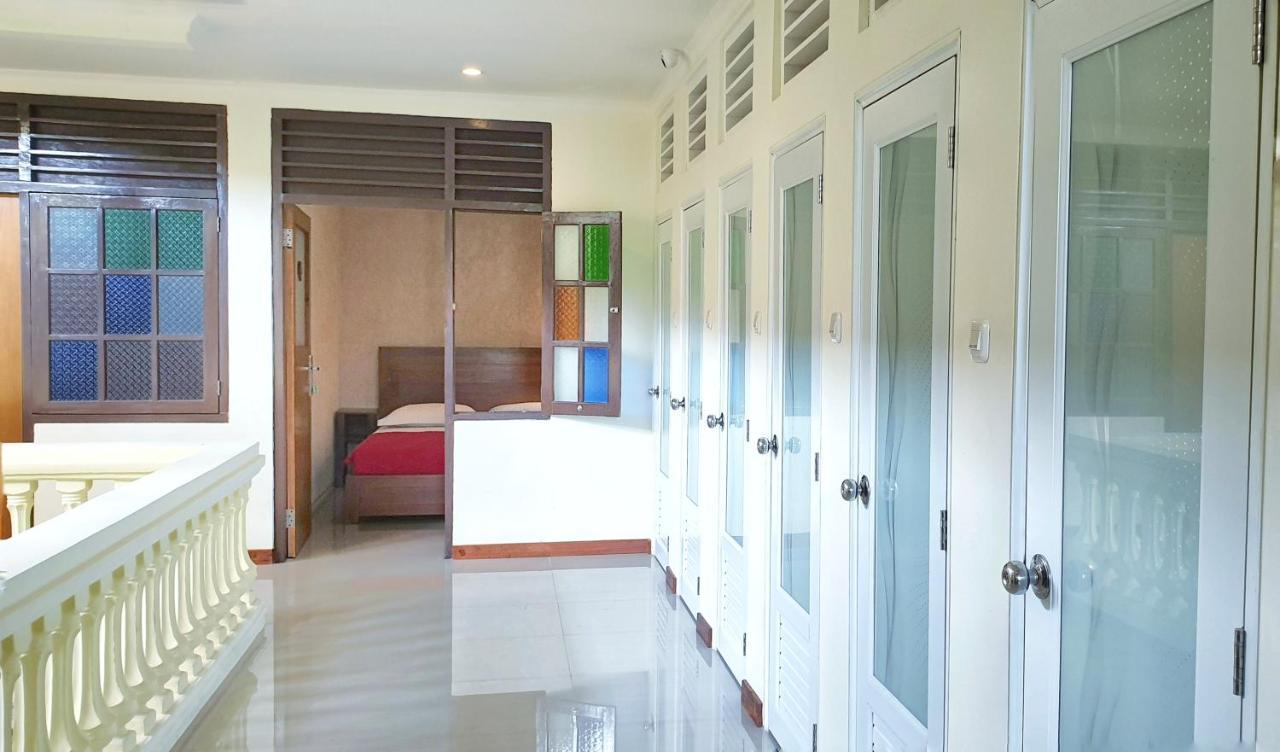 Maple Tree Homestay Maguwo エクステリア 写真