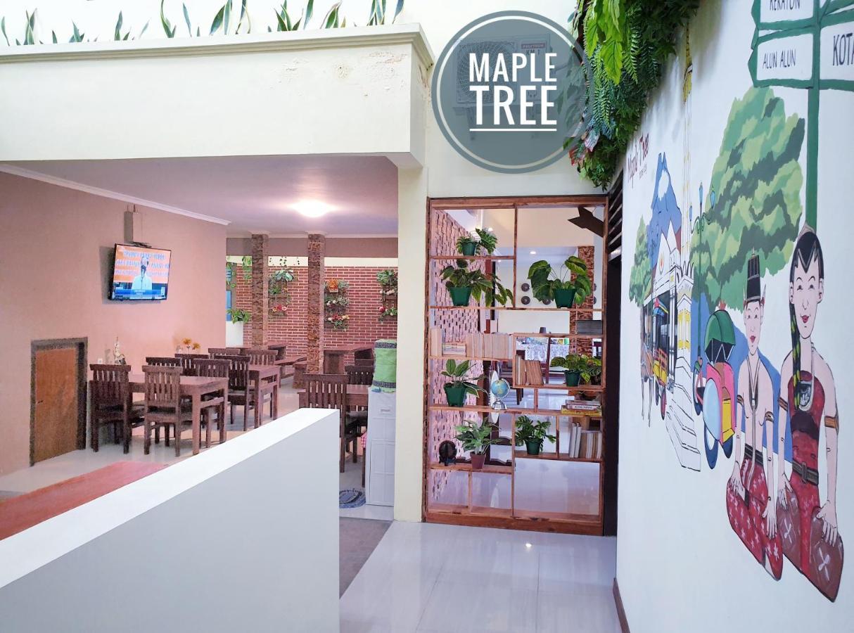 Maple Tree Homestay Maguwo エクステリア 写真