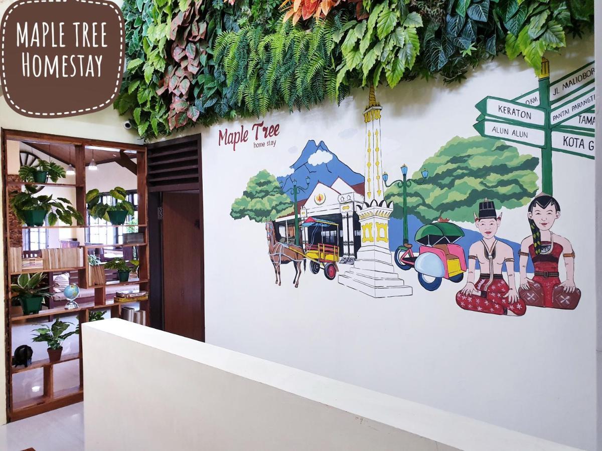Maple Tree Homestay Maguwo エクステリア 写真